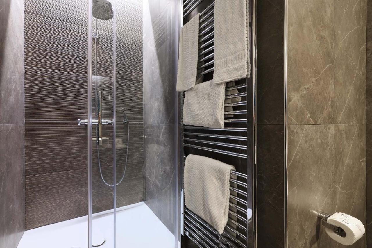 Contempora Apartments - Turati 4 Bedrooms Apartment Milano Esterno foto